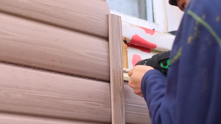 How To Choose The Right Materials for Your Siding Installation in 'Lightstreet, PA